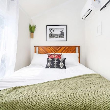 5 Cozy Casita Lux Tiny House, Firepit, 5 Mins To Downtown 군터스빌 외부 사진